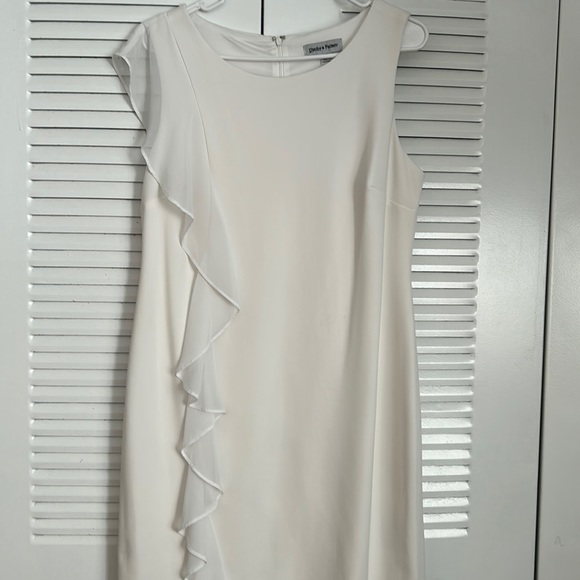 Beautiful white dress!! - Picture 1 of 4